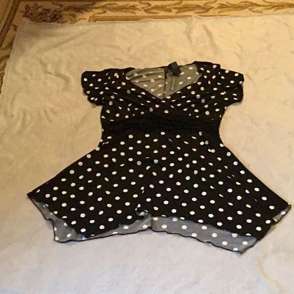 Ladies medium beach dress, top from SAINT TROPEZ - Picture 4 of 7